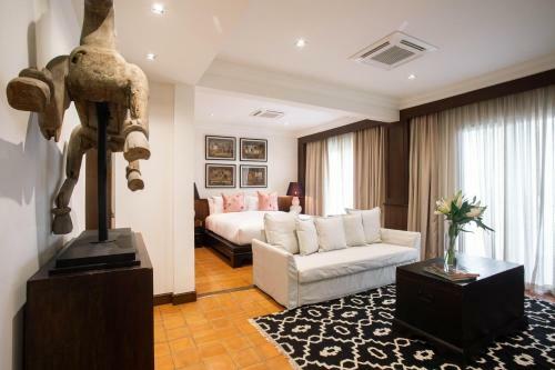 Hotel The Bridge An Eclectic Luxotel