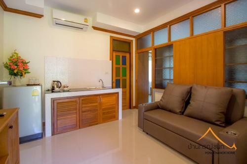 Hotel Pondchanok Home