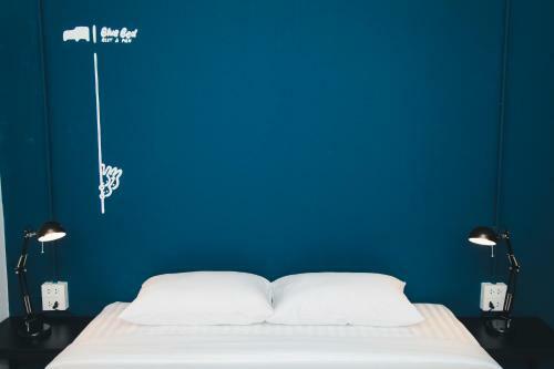 Blue Bed Hotel
