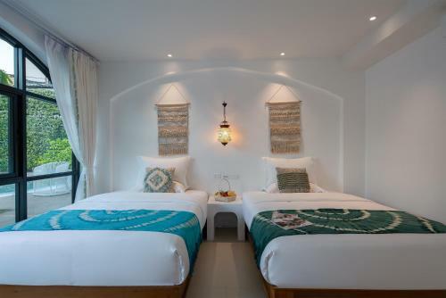 ???????h�flora Hotel