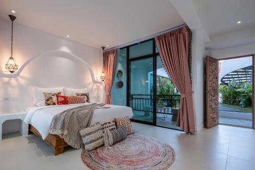 ???????h�flora Hotel