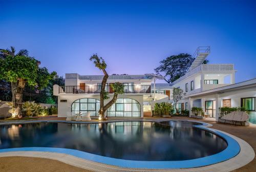 ???????h�flora Hotel
