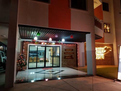 Chorlada Lanna Hotel