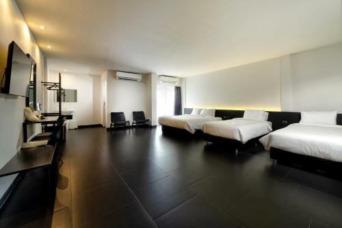 Isilver Hotel
