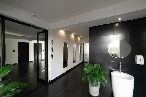 Isilver Hotel