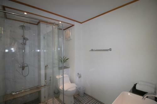 Hotel Royal Train Garden Resort