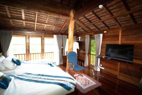 Hotel Royal Train Garden Resort