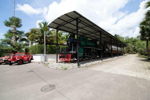 Hotel Royal Train Garden Resort