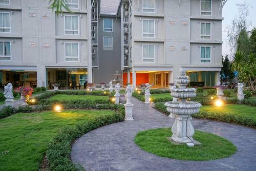 Nantra Chiangmai Riverfront Hotel