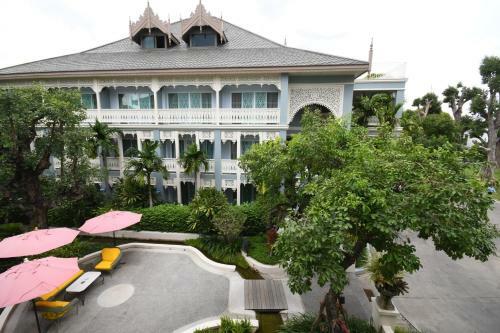 Hotel At Pingnakorn Riverside