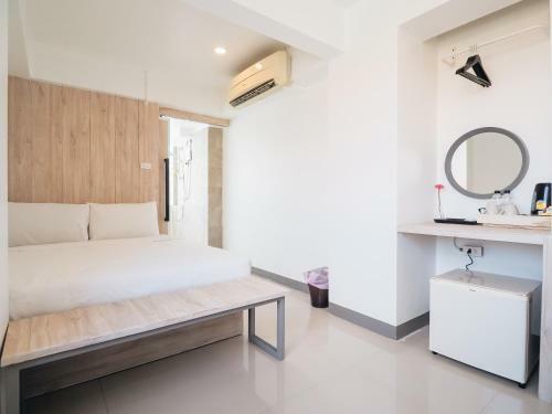 Loyy Hotel