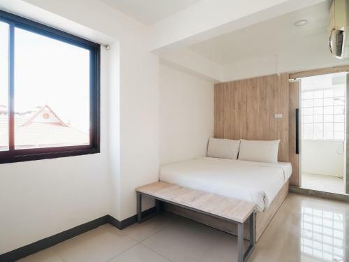 Loyy Hotel