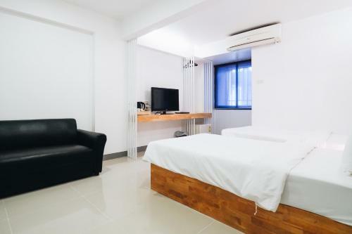 Loyy Hotel