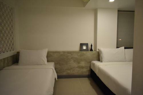 Loyy Hotel