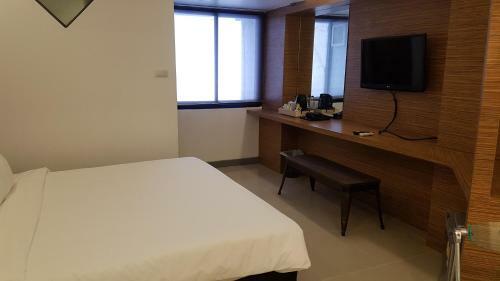 Loyy Hotel