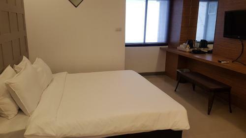 Loyy Hotel