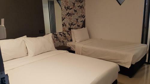 Loyy Hotel