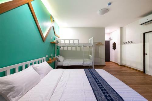 Albergue Bed Friends Poshtel