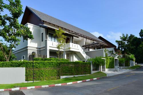 Hotel Loch Palm Two Bedroom Phuket
