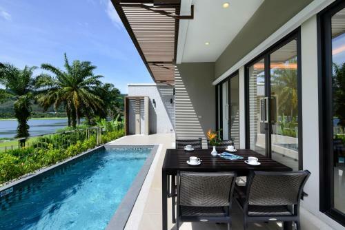 Hotel Loch Palm Two Bedroom Phuket