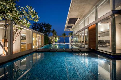 Sunsky Villa Huahin
