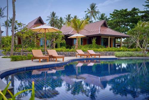 Hotel Khanom Beach Resort And Spa