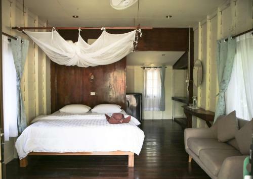 Bed & Breakfast Ulmar's Nature Lodge, Koh Yao Noi
