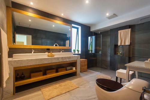 Seaview Pool Villa 3br, Long Beach - Monkey Villa