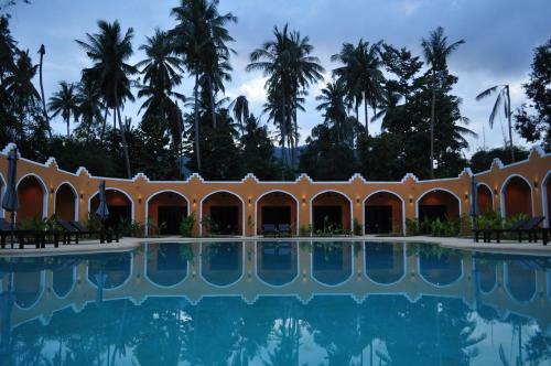 Hotel Hacia Resort