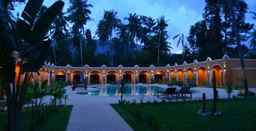 Hotel Hacia Resort