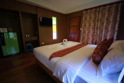 Hotel Lanta Andaleaf Bungalow