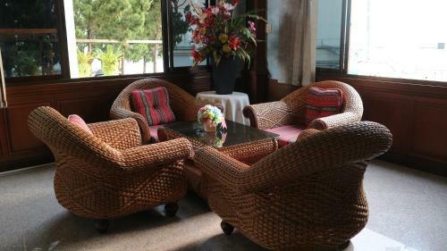 Happiness Garden Hotel