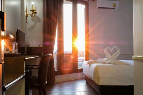 The Maceo Hotel