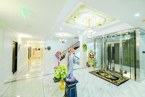 The Maceo Hotel