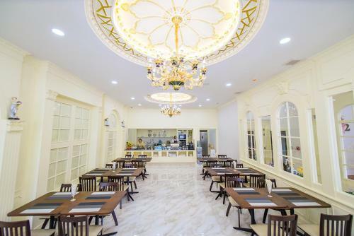 The Maceo Hotel