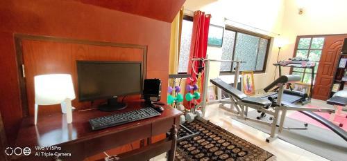 Asiastique Housing Home Studio