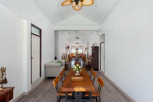 Albergue Sound Gallery House