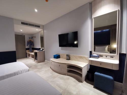 Seabed Grand Hotel Phuket