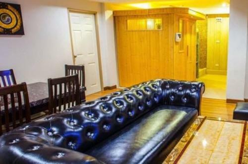 Hotel Oyo 75311 Bed One