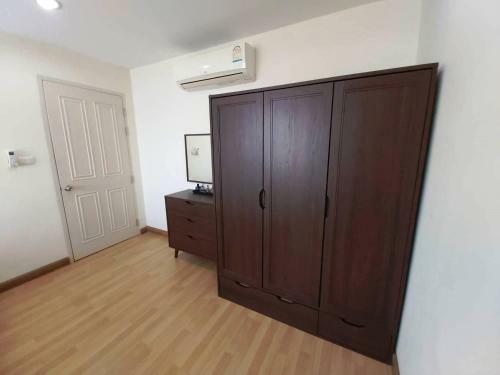 Albergue Room For Rent