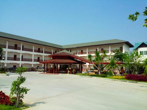 Ck. Hills Hotel - Mae Sot