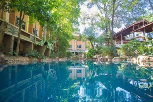 Hotel 100 Islands Resort & Spa