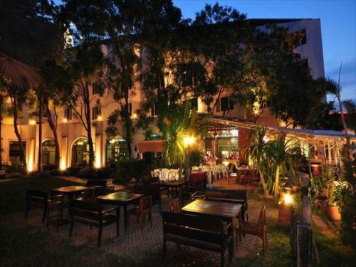 ???????????????? The Royal Diamond Hotel