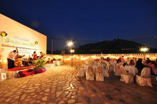 ???????????????? The Royal Diamond Hotel