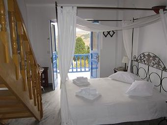 Hotel Lefkes Village