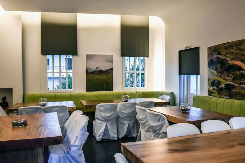 Hotel Nefeli