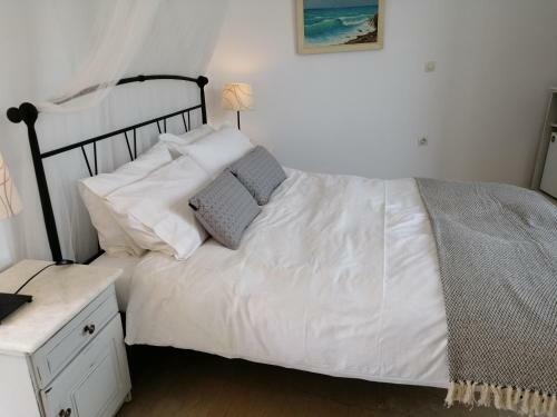 Hostal Lykomides