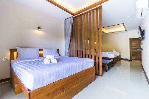 Wyh Hotels