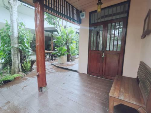 Hotel Lunghe Homestay (?????????????)
