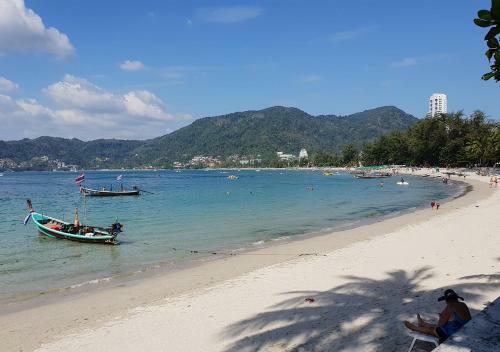 Patong Karlssons Hotel